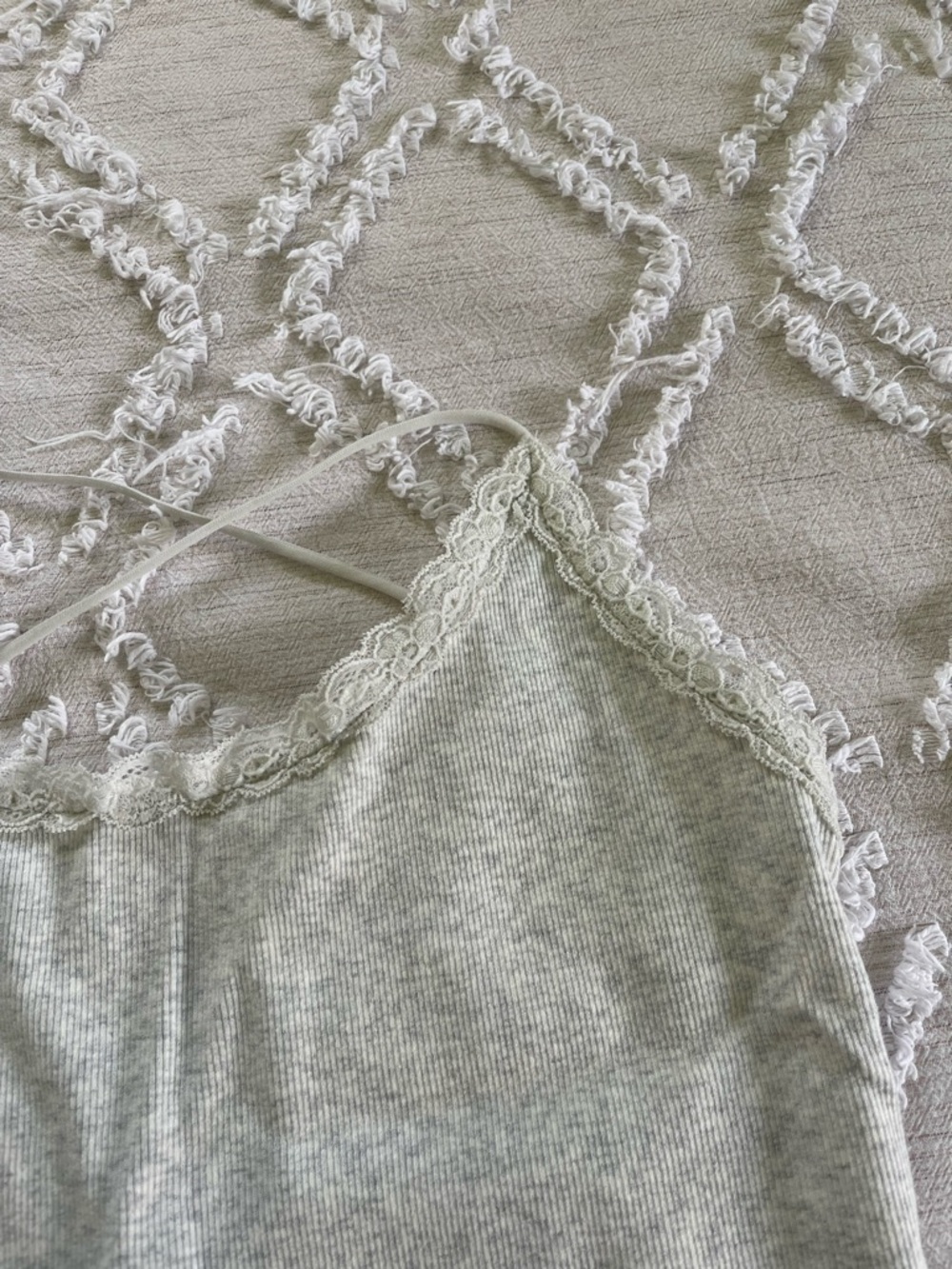 American Eagle Gray Cropped Tank Top - Picture 7 of 8